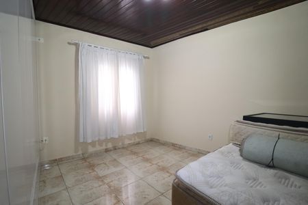 Casa à venda com 348m², 3 quartos e 12 vagasCasa 1 - Quarto 2
