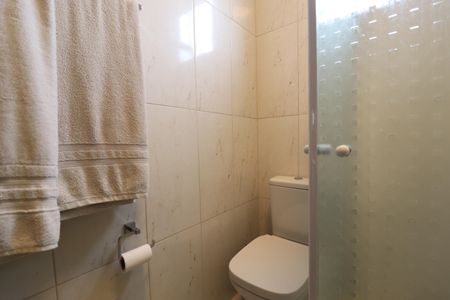 Casa à venda com 348m², 3 quartos e 12 vagasCasa 2 - Banheiro