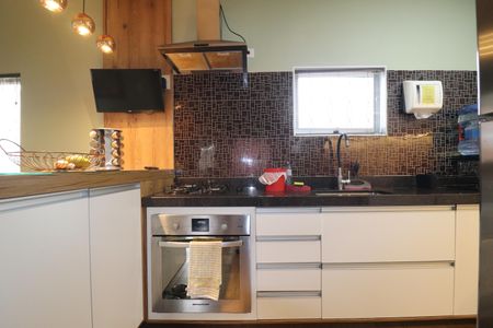 Casa à venda com 348m², 3 quartos e 12 vagasCasa 2 - Cozinha