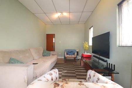 Casa à venda com 348m², 3 quartos e 12 vagasCasa 2 - Sala