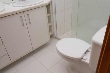 Apartamento para alugar com 164m², 4 quartos e 3 vagasBanheiro da Suíte 2
