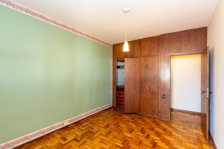 Casa para alugar com 300m², 3 quartos e 3 vagas Casa para alugar com 300m², 3 quartos e 3 vagasQuarto 2