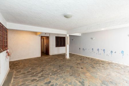 Casa para alugar com 300m², 3 quartos e 3 vagas Casa para alugar com 300m², 3 quartos e 3 vagasGaragem