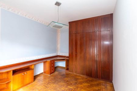 Casa para alugar com 300m², 3 quartos e 3 vagas Casa para alugar com 300m², 3 quartos e 3 vagasQuarto 1