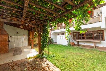 Casa para alugar com 300m², 3 quartos e 3 vagas Casa para alugar com 300m², 3 quartos e 3 vagasÁrea Externa