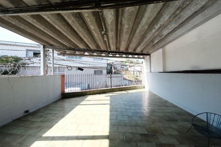 Casa à venda com 237m², 4 quartos e 1 vagaVaranda do Quarto 2