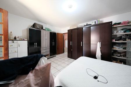 Casa à venda com 237m², 4 quartos e 1 vagaQuarto 2