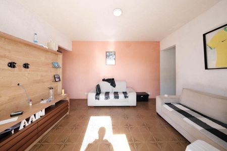 Casa à venda com 237m², 4 quartos e 1 vagaSala