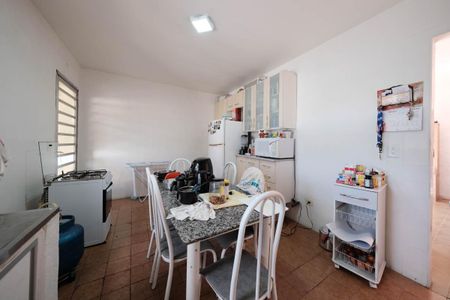 Casa à venda com 237m², 4 quartos e 1 vagaCozinha