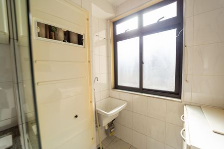 Apartamento à venda com 55m², 3 quartos e 1 vagaÁrea de Serviço