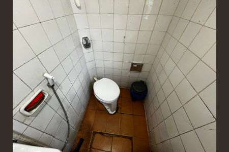 Casa à venda com 400m², 4 quartos e 2 vagasBanheiro Social
