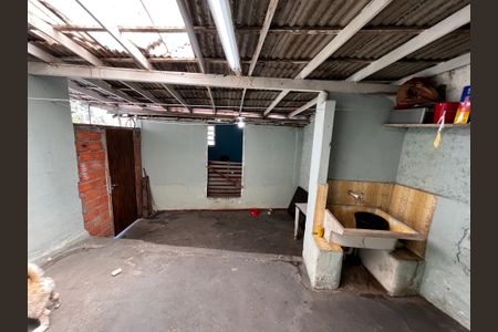 Casa à venda com 400m², 4 quartos e 2 vagasCasa 3 - Lavanderia