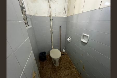 Casa à venda com 400m², 4 quartos e 2 vagasCasa 2 - Banheiro social