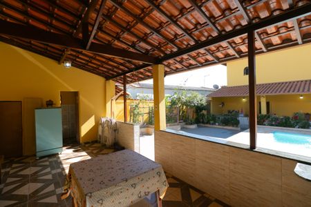 Casa à venda com 360m², 4 quartos e 2 vagasÁrea comum