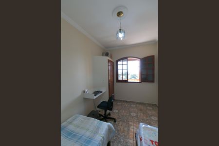 Casa à venda com 360m², 4 quartos e 2 vagasQuarto 2