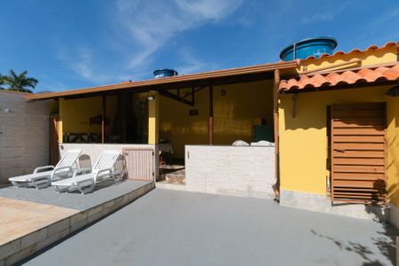 Casa à venda com 360m², 4 quartos e 2 vagasÁrea comum