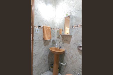 Casa à venda com 360m², 4 quartos e 2 vagasBanheiro Social