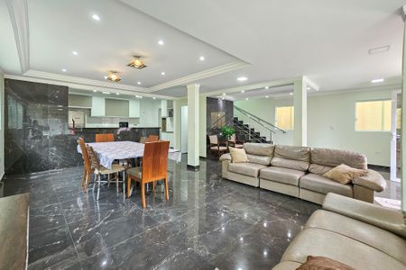 Apartamento para alugar com 350m², 4 quartos e 4 vagas Apartamento para alugar com 350m², 4 quartos e 4 vagasSala