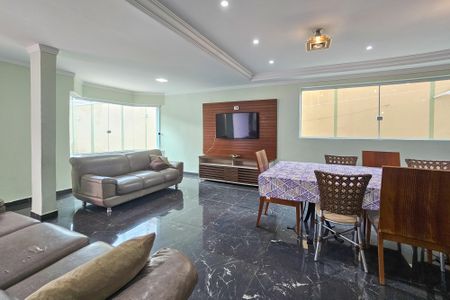 Apartamento para alugar com 350m², 4 quartos e 4 vagas Apartamento para alugar com 350m², 4 quartos e 4 vagasSala