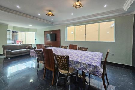 Apartamento para alugar com 350m², 4 quartos e 4 vagas Apartamento para alugar com 350m², 4 quartos e 4 vagasSala