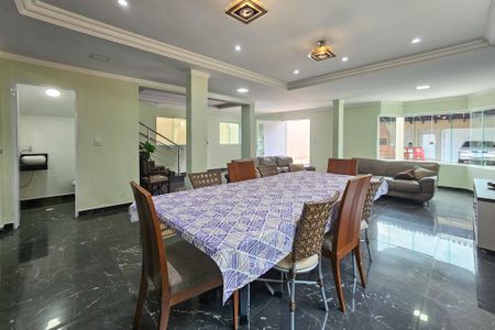 Apartamento para alugar com 350m², 4 quartos e 4 vagas Apartamento para alugar com 350m², 4 quartos e 4 vagasSala