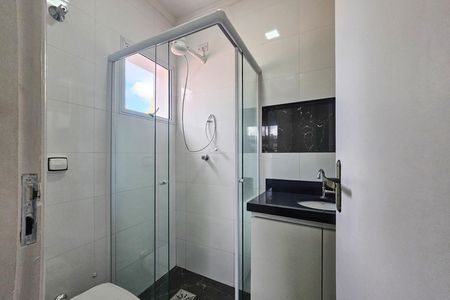 Apartamento para alugar com 350m², 4 quartos e 4 vagas Apartamento para alugar com 350m², 4 quartos e 4 vagasBanheiro da Suíte 4