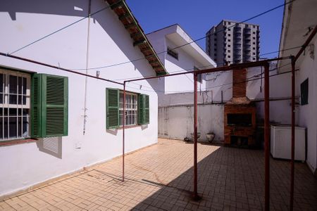 Casa à venda com 152m², 3 quartos e 4 vagasQuintal