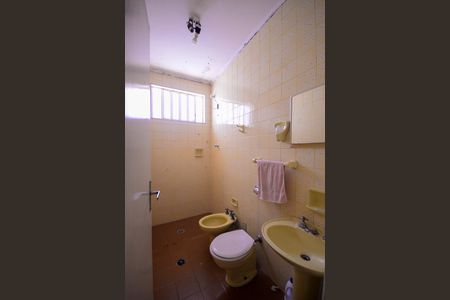 Casa à venda com 152m², 3 quartos e 4 vagasBanheiro Social