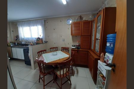 Apartamento à venda com 157m², 4 quartos e sem vaga