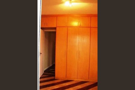 Casa à venda com 260m², 3 quartos e 4 vagas