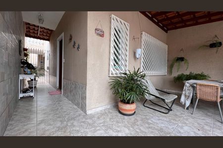 Casa à venda com 210m², 3 quartos e 2 vagas