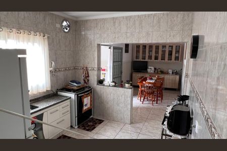 Casa à venda com 210m², 3 quartos e 2 vagas