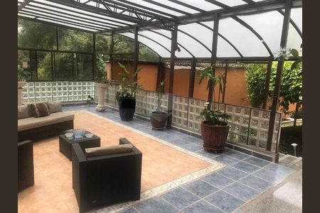 Casa à venda com 790m², 5 quartos e 4 vagas