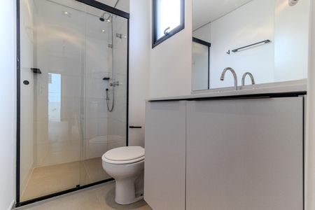 Studio para alugar com 30m², 1 quarto e 1 vaga Studio para alugar com 30m², 1 quarto e 1 vagaBanheiro