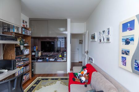 Apartamento à venda com 200m², 4 quartos e 3 vagasQuarto 3