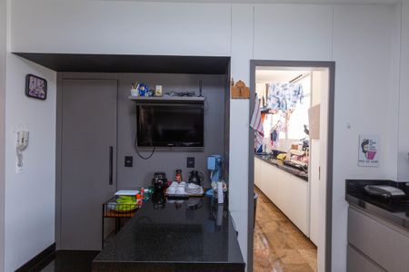 Apartamento à venda com 200m², 4 quartos e 3 vagasCozinha