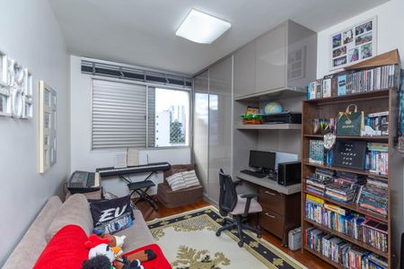 Apartamento à venda com 200m², 4 quartos e 3 vagasQuarto 3