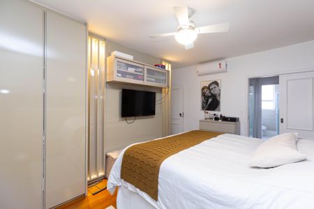 Apartamento à venda com 200m², 4 quartos e 3 vagasSuíte 