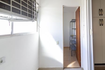 Apartamento à venda com 76m², 2 quartos e 1 vagaÁrea de Serviço