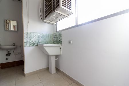 Apartamento à venda com 76m², 2 quartos e 1 vagaÁrea de Serviço