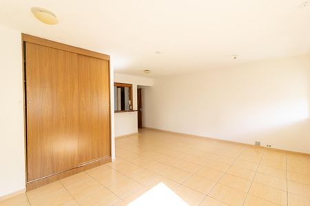 Apartamento à venda com 76m², 2 quartos e 1 vagaSala