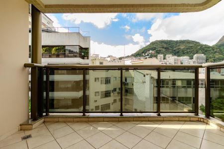 Apartamento à venda com 46m², 1 quarto e 1 vagaVaranda da sala