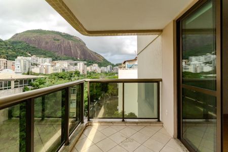 Apartamento à venda com 46m², 1 quarto e 1 vagaVaranda da sala
