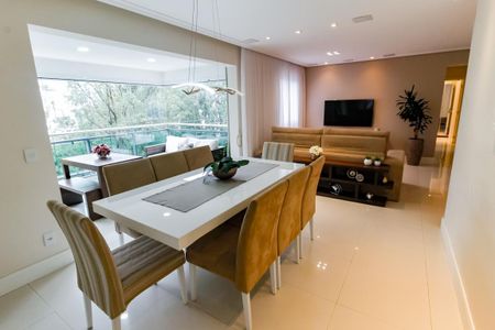 Apartamento à venda com 94m², 2 quartos e 2 vagasSala