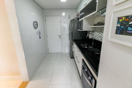Apartamento à venda com 94m², 2 quartos e 2 vagasCozinha 