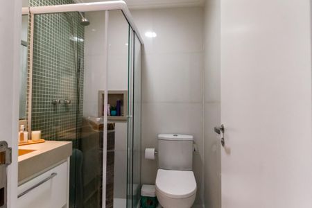 Apartamento à venda com 94m², 2 quartos e 2 vagasBanheiro da Suíte 1