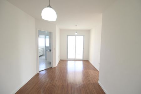Apartamento à venda com 75m², 2 quartos e 2 vagasSala