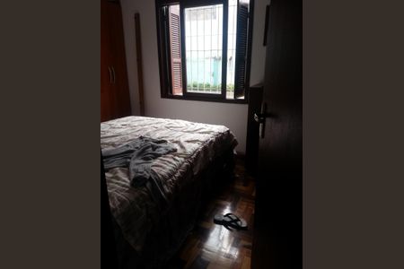 Quarto de apartamento à venda com 3 quartos, 68m² em Menino Deus, Porto Alegre