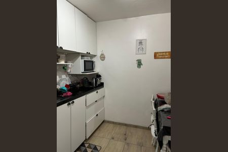 Cozinha de apartamento à venda com 3 quartos, 68m² em Menino Deus, Porto Alegre