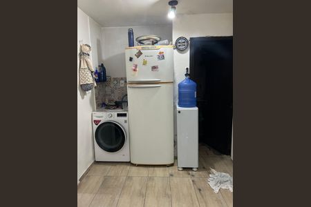 Cozinha de apartamento à venda com 3 quartos, 68m² em Menino Deus, Porto Alegre
